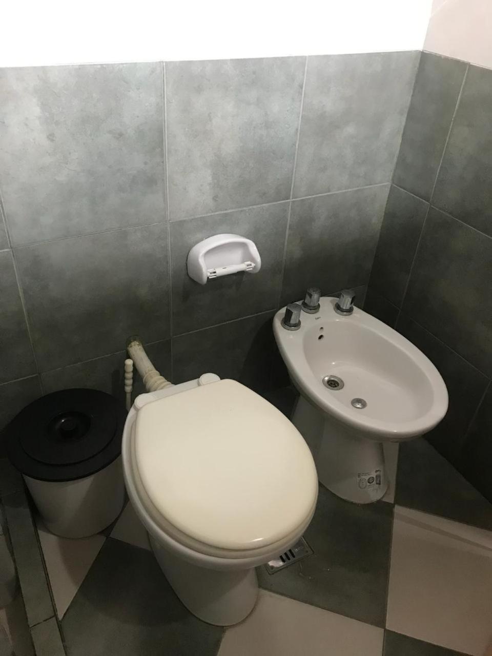 Hostel El Galeon Villa Gesell Ngoại thất bức ảnh
